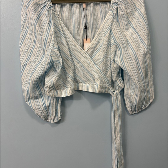 BCGeneration Women’s 3/4 sleeve V neck surplice side tie crop top NWT - Picture 2 of 5